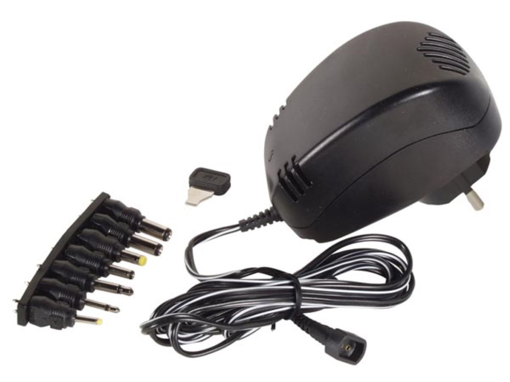 Netzteil 3V 4,5V 5V 6V 7,5V 9V 12V 0,5A 6W unstabilisiert mit Kupfertrafo Netzteil 3V 4,5V 5V 6V 7,5V 9V 12V 0,5A 6W unstabilisiert mit Kupfertrafo