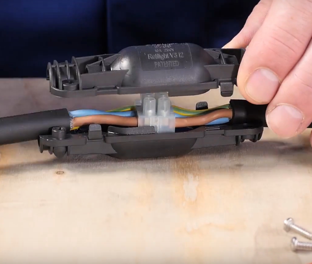 Gelmuffe_IP68_42-690-03107_Bild07i3alfI1COGGj0